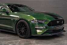 Ford Mustang V8 GT - U56211