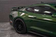 Ford Mustang V8 GT - U56211