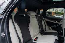 Jaguar F-PACE P550 V8 SVR - U56218