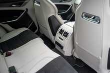 Jaguar F-PACE P550 V8 SVR - U56218