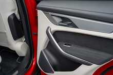 Jaguar F-PACE P550 V8 SVR - U56218