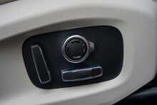 Jaguar F-PACE P550 V8 SVR - U56218