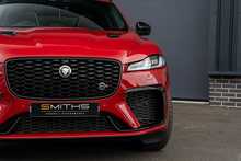 Jaguar F-PACE P550 V8 SVR - U56218