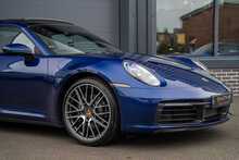 Porsche 911 T 992 Carrera - U56221