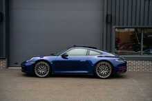 Porsche 911 T 992 Carrera - U56221