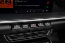Porsche 911 T 992 Carrera - U56221