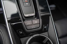 Porsche 911 T 992 Carrera - U56221