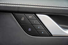 Porsche 911 T 992 Carrera - U56221
