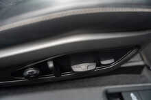 Porsche 911 T 992 Carrera - U56221