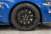 Ford Mustang V8 GT - U56274