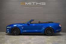 Ford Mustang V8 GT - U56274