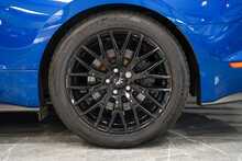 Ford Mustang V8 GT - U56274