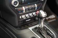 Ford Mustang V8 GT - U56274