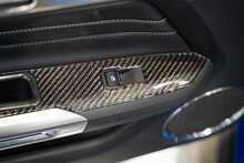 Ford Mustang V8 GT - U56274