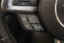 Ford Mustang V8 GT - U56274