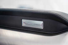 Ford Mustang V8 GT - U56274