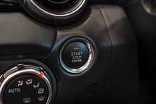 Mazda MX-5 RF SKYACTIV-G Sport Tech - U56275