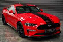 Ford Mustang V8 GT - U56277