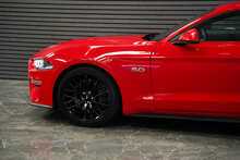 Ford Mustang V8 GT - U56277