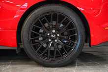 Ford Mustang V8 GT - U56277