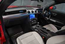 Ford Mustang V8 GT - U56277