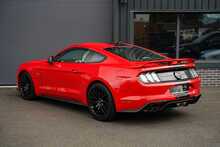 Ford Mustang V8 GT - U56277