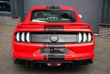 Ford Mustang V8 GT - U56277
