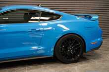 Ford Mustang V8 GT - U56288