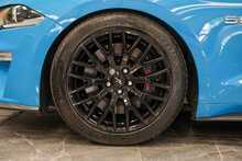 Ford Mustang V8 GT - U56288