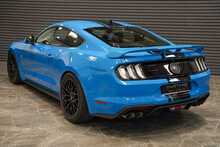 Ford Mustang V8 GT - U56288