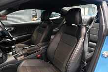 Ford Mustang V8 GT - U56288