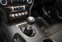 Ford Mustang V8 GT - U56288