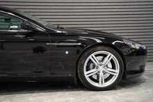 Aston Martin DB9  - U56291