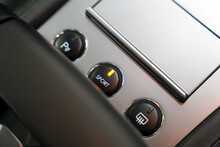 Aston Martin DB9  - U56291