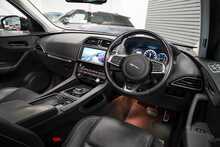Jaguar F-PACE D300 V6 S - U56292