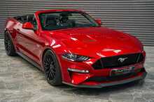 Ford Mustang V8 GT - U56298