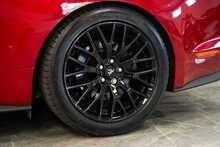 Ford Mustang V8 GT - U56298