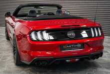 Ford Mustang V8 GT - U56298