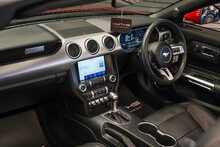 Ford Mustang V8 GT - U56298