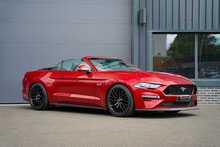 Ford Mustang V8 GT - U56298
