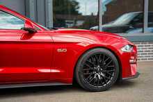 Ford Mustang V8 GT - U56298