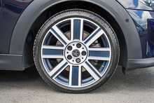 MINI Hatch Cooper S Exclusive - U56300