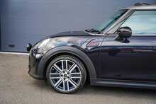 MINI Hatch Cooper S Exclusive - U56300