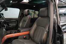 Land Rover Defender 110 D300 MHEV X - U56311