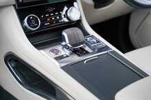 Jaguar F-PACE D300 MHEV R-Dynamic HSE - U56312