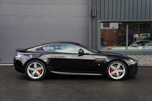Aston Martin Vantage V8 - U56321
