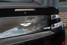 Aston Martin Vantage V8 - U56321