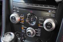 Aston Martin Vantage V8 - U56321