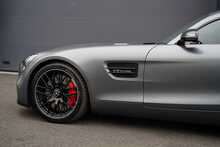 Mercedes-Benz AMG GT V8 BiTurbo S - U56331