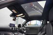 Mercedes-Benz AMG GT V8 BiTurbo S - U56331